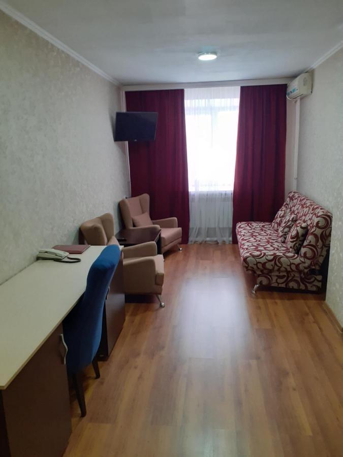 City Hotel Ustʼ-Kamenogorsk Exterior foto