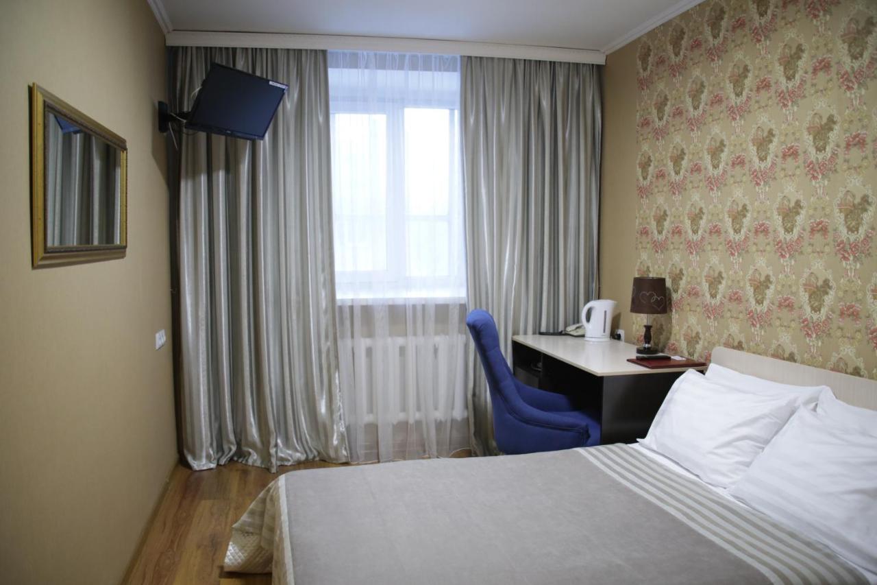 City Hotel Ustʼ-Kamenogorsk Exterior foto